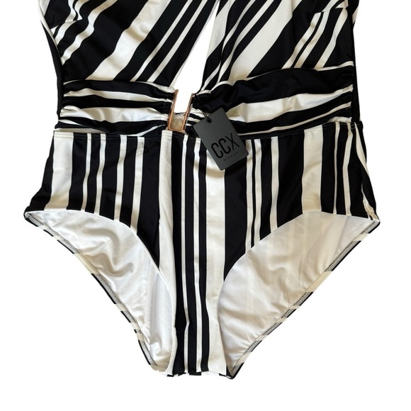 NWT CCX by City Chic Amara One Piece, Black Print, Size 22 - Picture 5 of 10